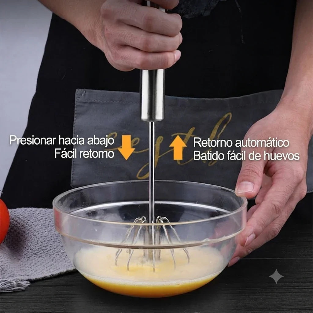 Presionar hacia abajo y retorno automático: batido fácil de huevos